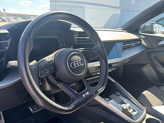 Audi A3 9 of 17