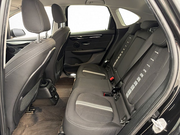 BMW 218 14 of 23