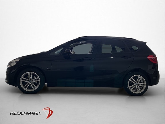 BMW 218 4 of 23