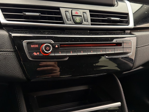 BMW 218 19 of 23
