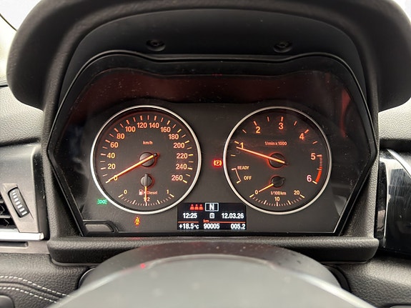 BMW 218 15 of 23