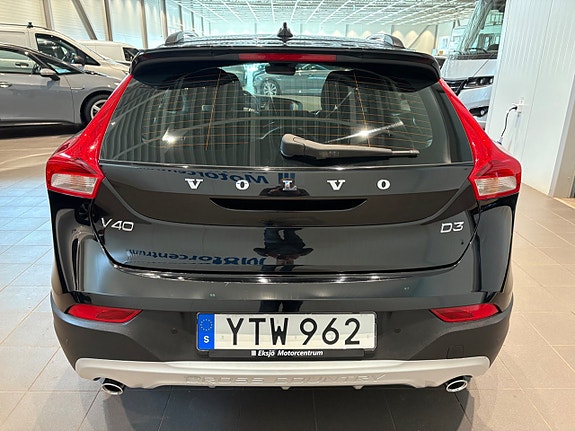 Volvo V40 Cross Country 6 of 14
