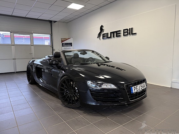 Audi R8 4 of 19