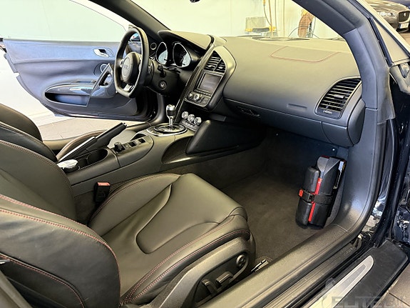 Audi R8 11 of 19