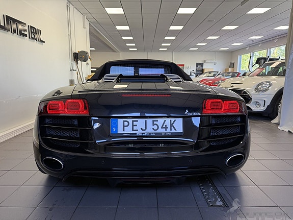 Audi R8 7 of 19