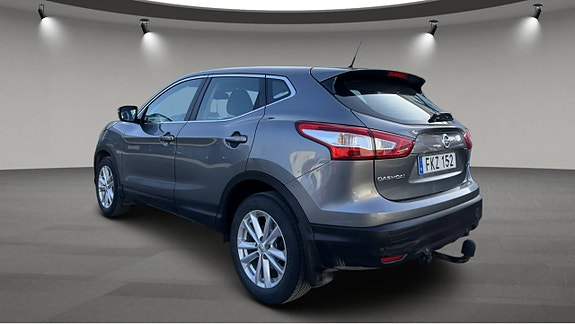 Nissan Qashqai 4 of 5