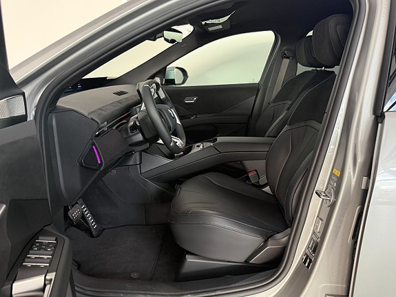 BMW iX3 5 of 5