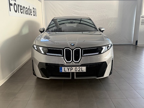 BMW iX3 2 of 5