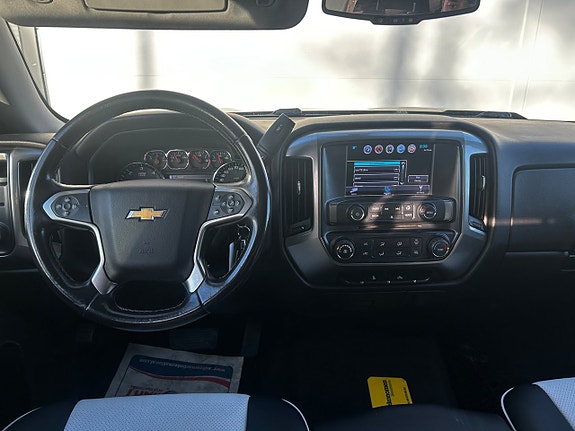 Chevrolet Silverado 1500 17 of 21