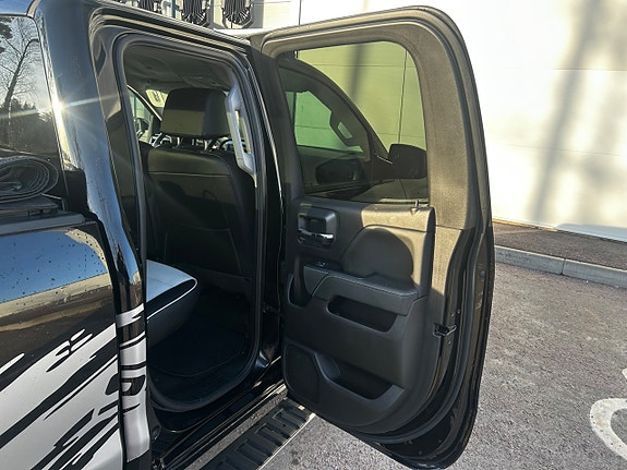 Chevrolet Silverado 1500 9 of 21