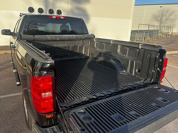 Chevrolet Silverado 1500 6 of 21