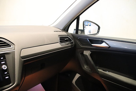 Volkswagen Tiguan Allspace 12 of 17