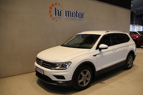 Volkswagen Tiguan Allspace 3 of 5