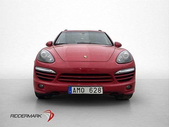 Porsche Cayenne 3 of 5