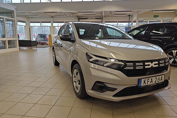 Dacia Sandero 9 of 19