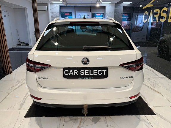Skoda Superb 4 of 5