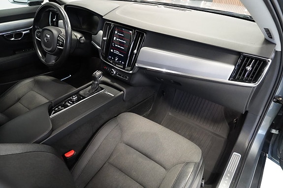 Volvo V90 9 of 13