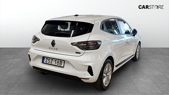 Renault Clio 2 of 5