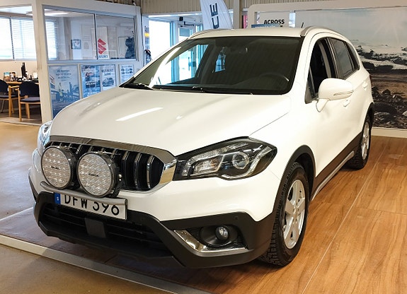 Suzuki S-Cross