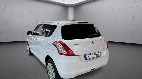 Suzuki Swift 7 of 13