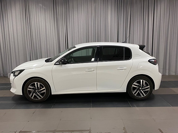 Peugeot 208 2 of 19