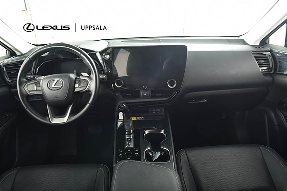 Lexus NX450h+ 8 of 22