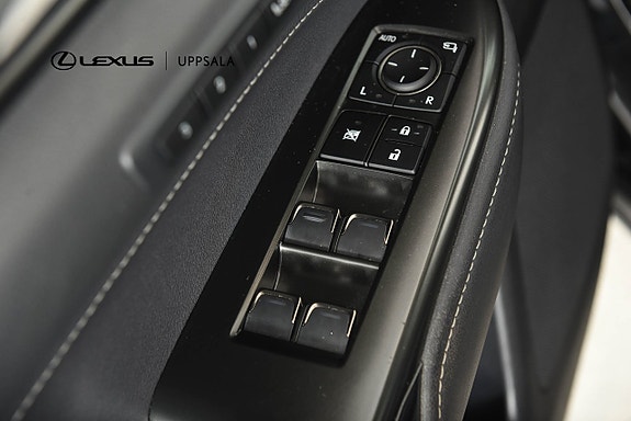 Lexus NX450h+ 12 of 22