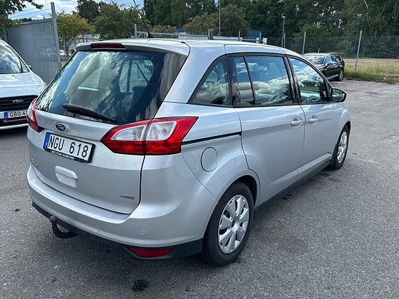 Ford Grand C-MAX 4 of 15