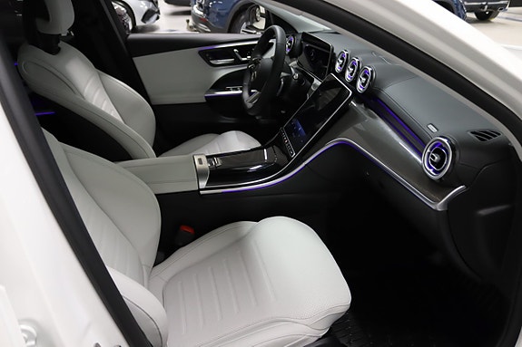 Mercedes-Benz C300 de 21 of 22
