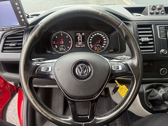 Volkswagen Transporter 22 of 30