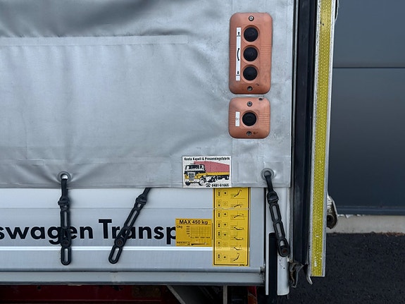 Volkswagen Transporter 4 of 5