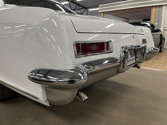 Buick Riviera 7 of 20