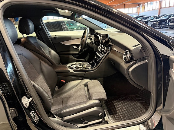 Mercedes-Benz C200 d 17 of 28