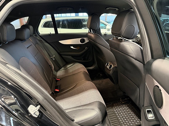Mercedes-Benz C200 d 16 of 28