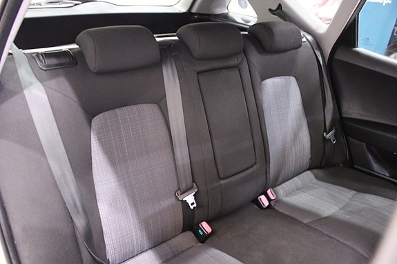 Kia Ceed 13 of 20