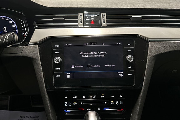 Volkswagen Passat Alltrack 14 of 23