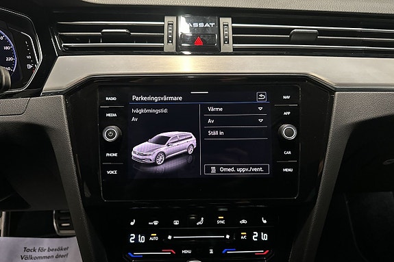 Volkswagen Passat Alltrack 15 of 23