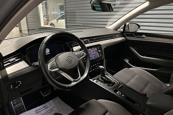 Volkswagen Passat Alltrack 7 of 23