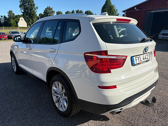 BMW X3 4 of 5