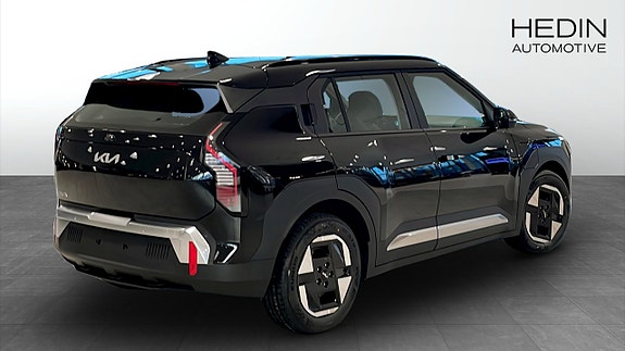 Kia EV3 7 of 11