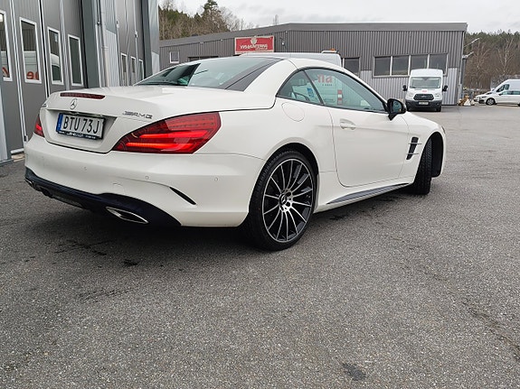 Mercedes-Benz SL500 14 of 30