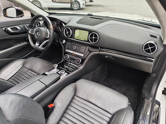 Mercedes-Benz SL500 19 of 30