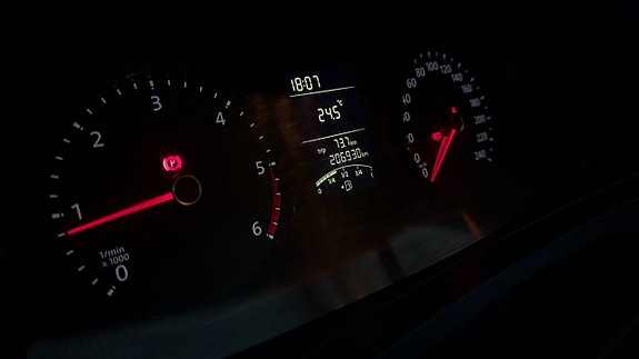 Volkswagen Caravelle 11 of 15