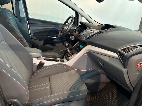Ford C-Max 9 of 12