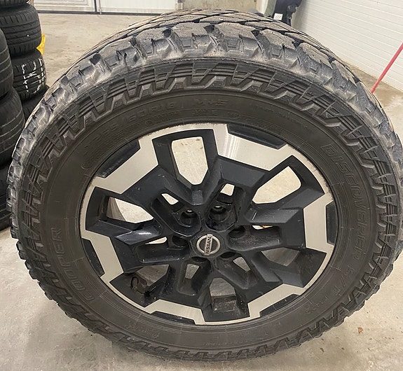 Nissan Navara 10 of 10