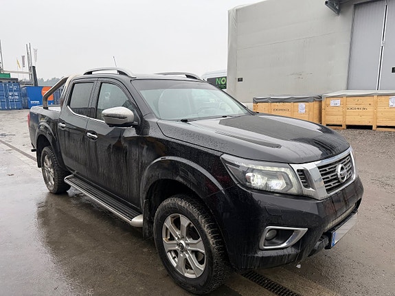 Nissan Navara 2 of 5