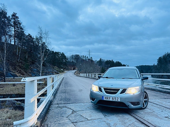 Saab 9-3 4 of 5