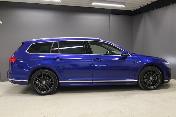 Volkswagen Passat 6 of 13