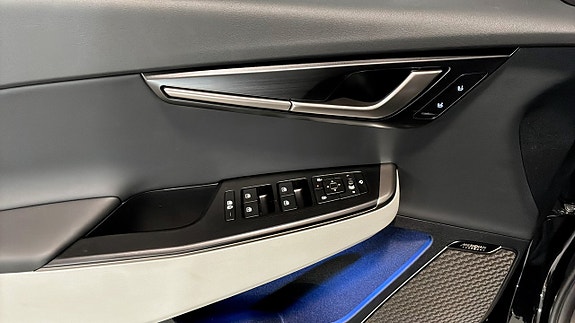 Kia EV6 13 of 13