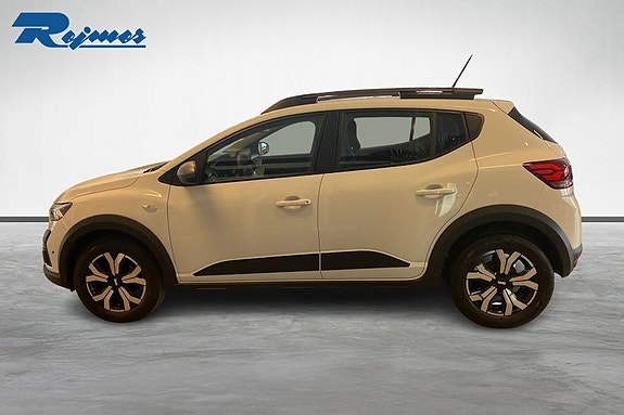 Dacia Sandero 3 of 5